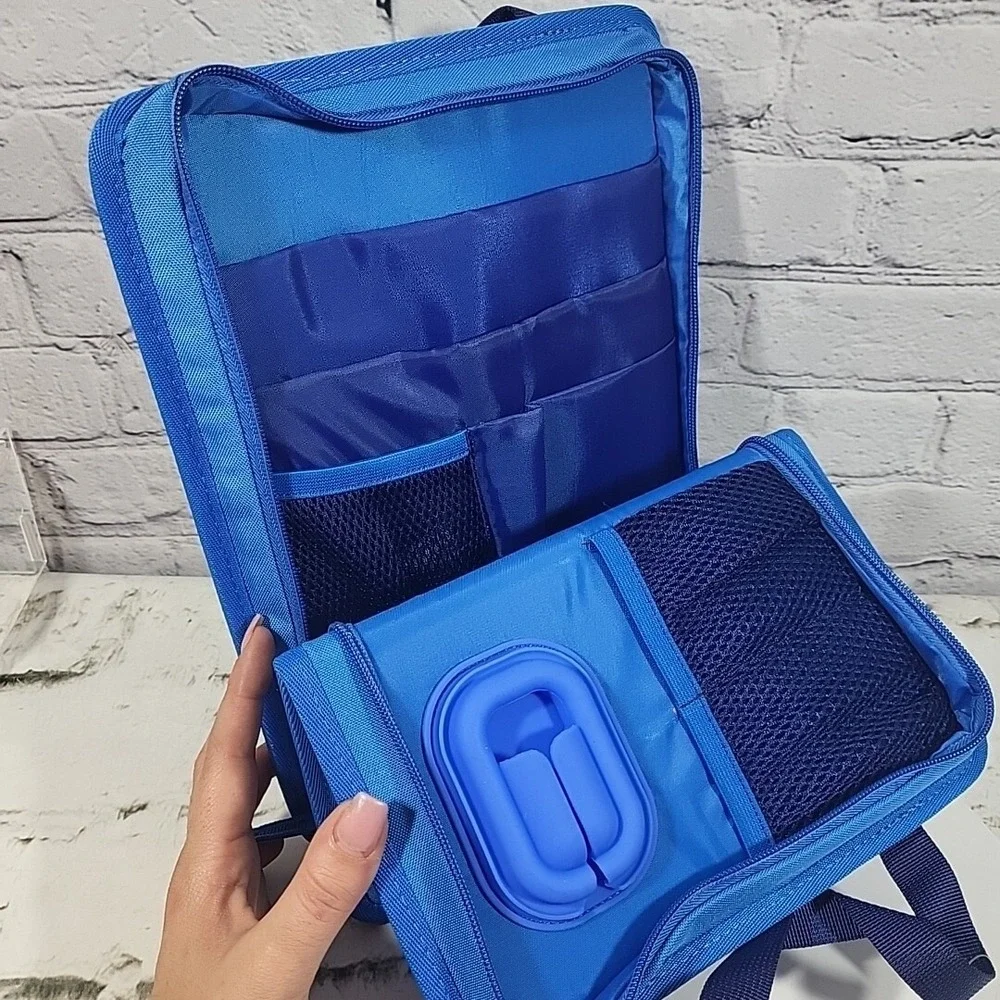 Rare Staples TechTaker Cushioned Phone Tablet Pocket Student Tote‎ Blue 2016 NWT